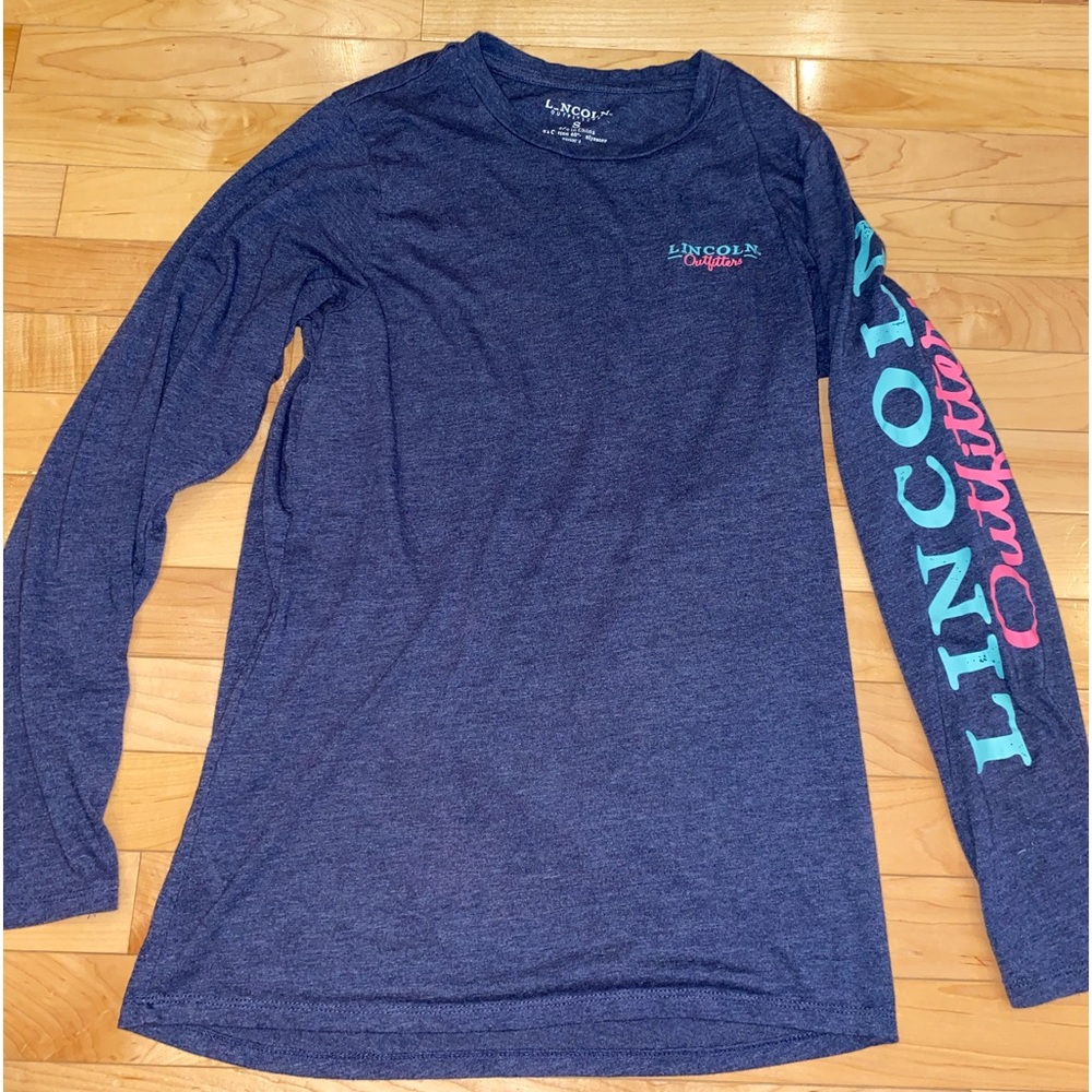 Long sleeve Lincoln outfitters